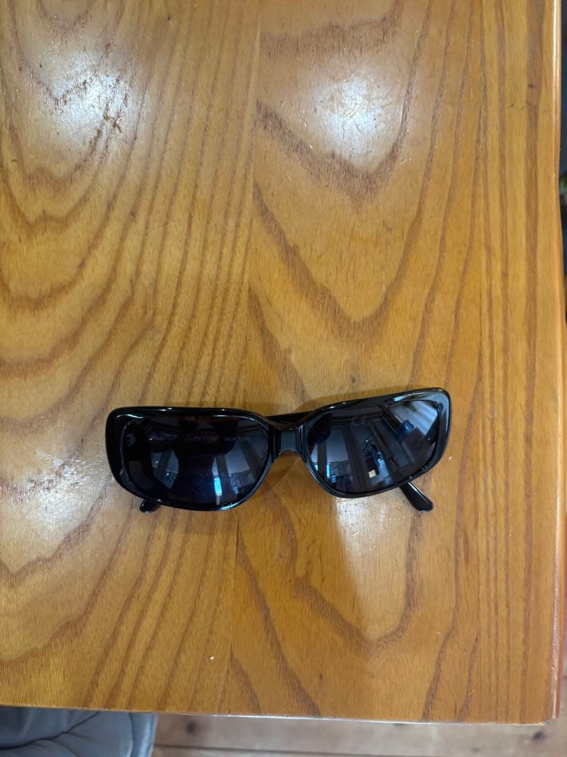 Supreme スクエアサングラス