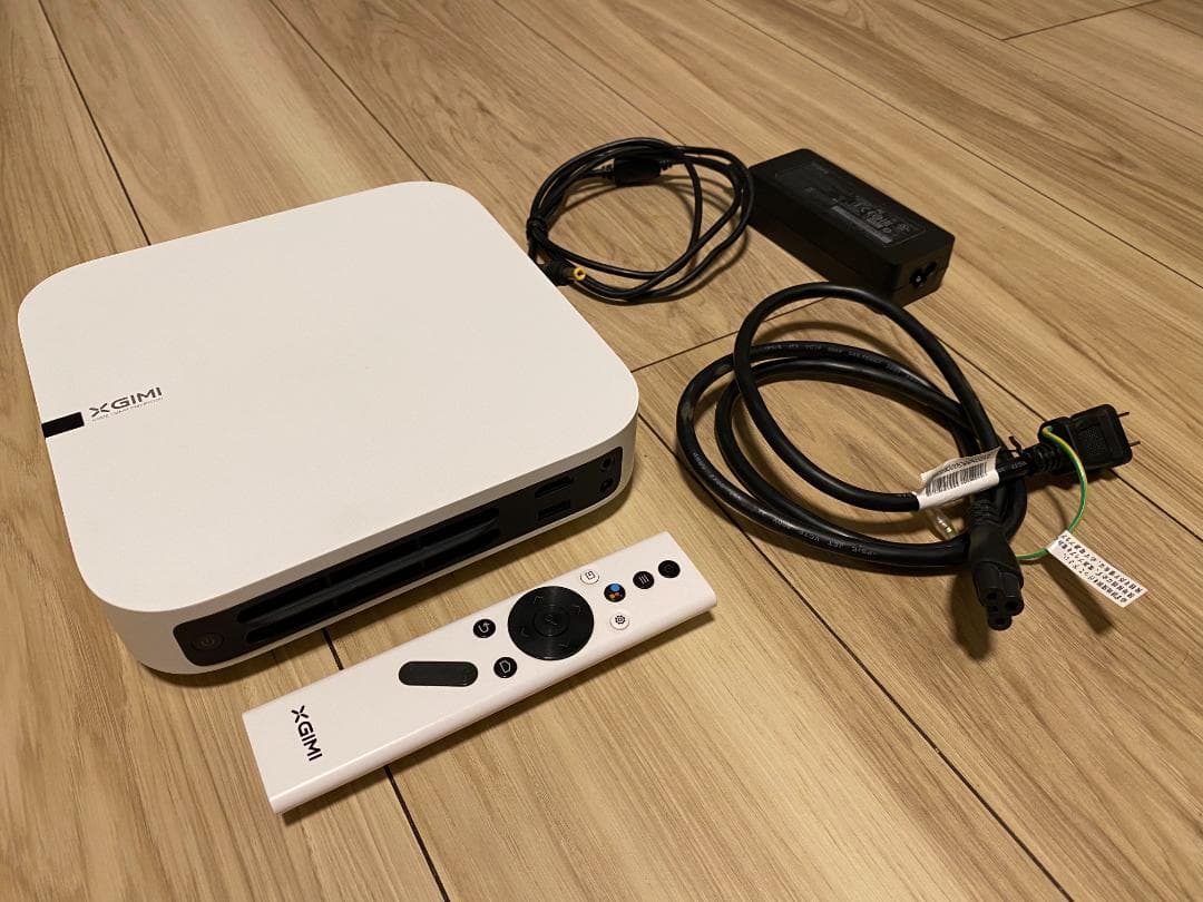 XGIMI Elfinプロジェクター本体 ホワイト