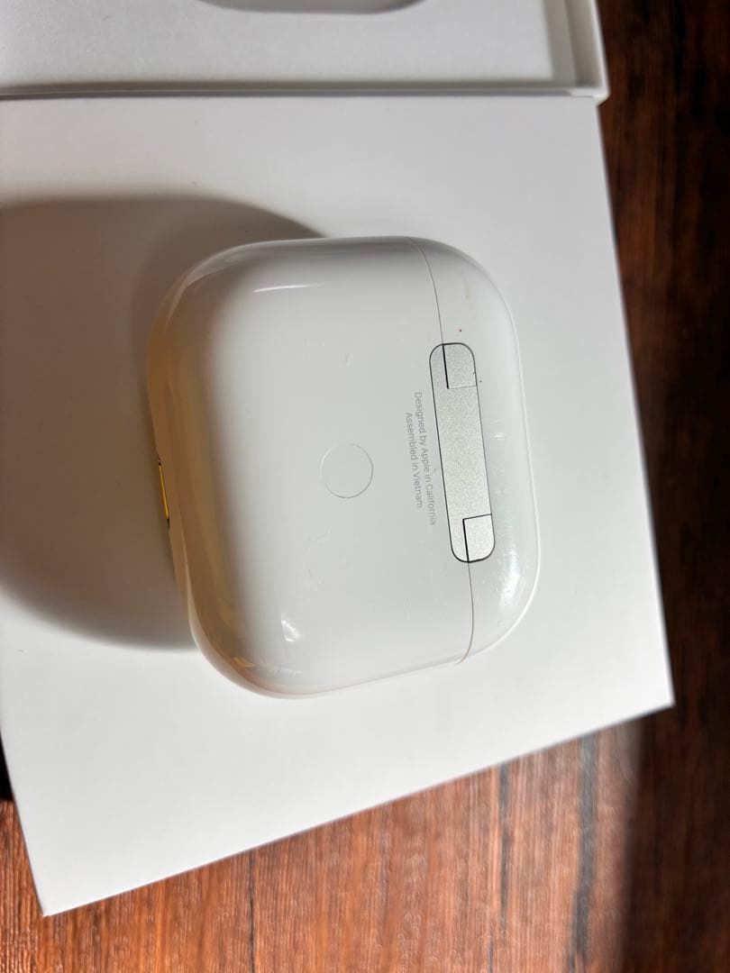 【美品】MagSafe充電ケース付きAirPods 3（第3世代）