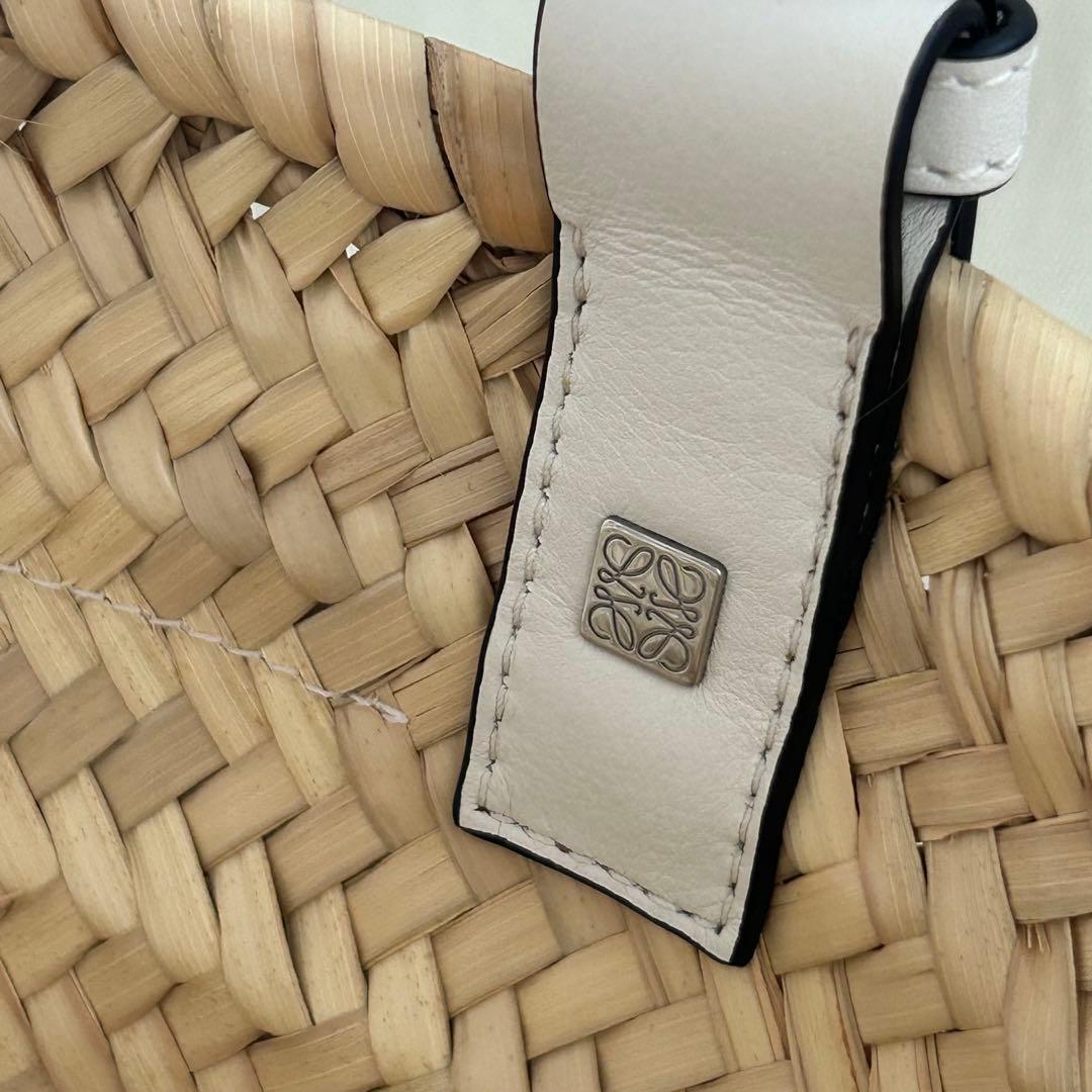 【m出品】LOEWE かごバッグ ホワイト　スモール