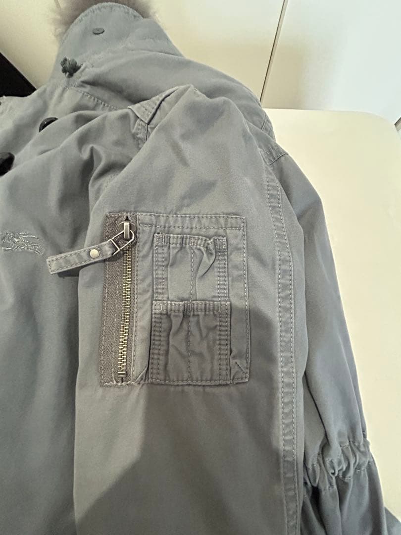 ジェン　BURBERRY BLUE LABELグレー モッズコート