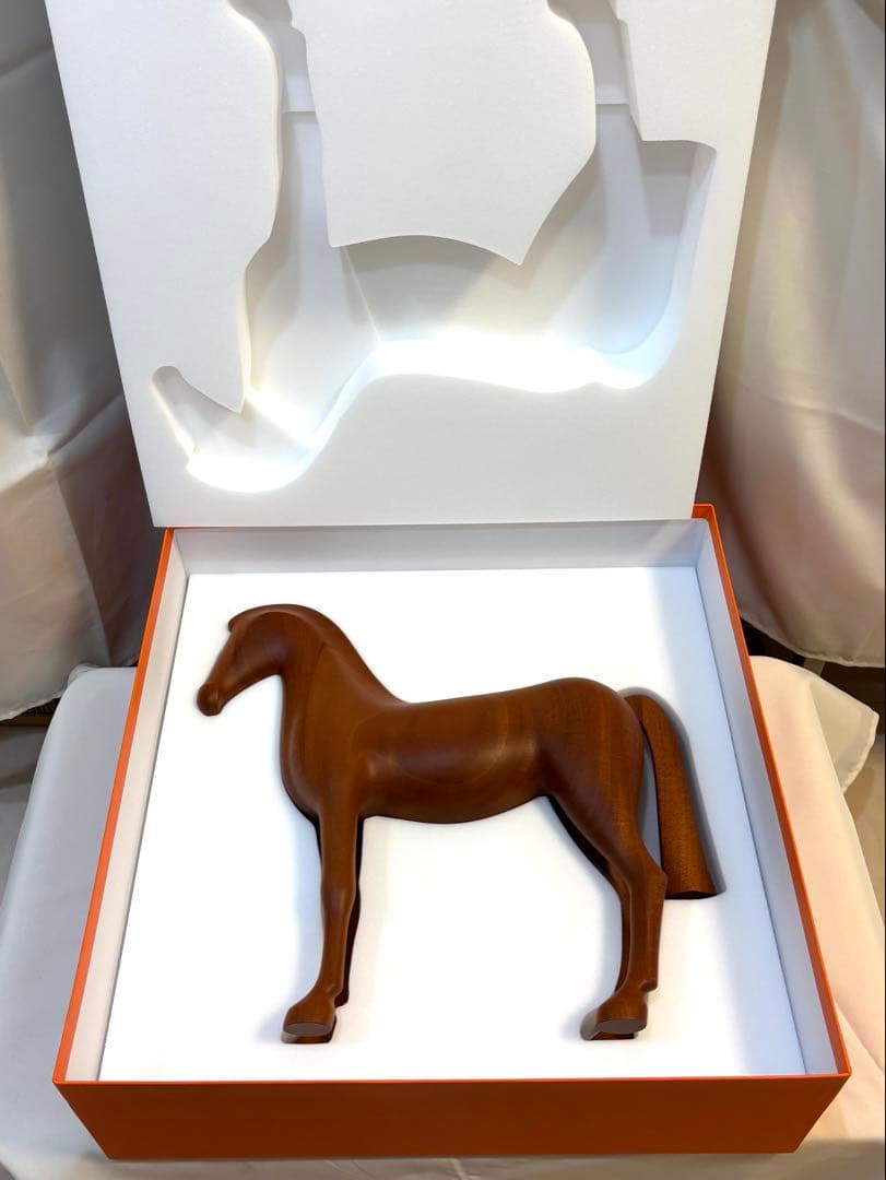 30日限Hermès（エルメス） 木製オブジェ “アリオン” 約40cm 箱入り