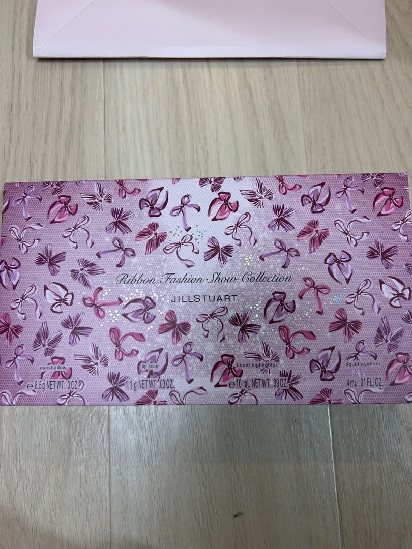 新品未開封・未使用　ジルスチュアート　リボンファッションショーコレクション