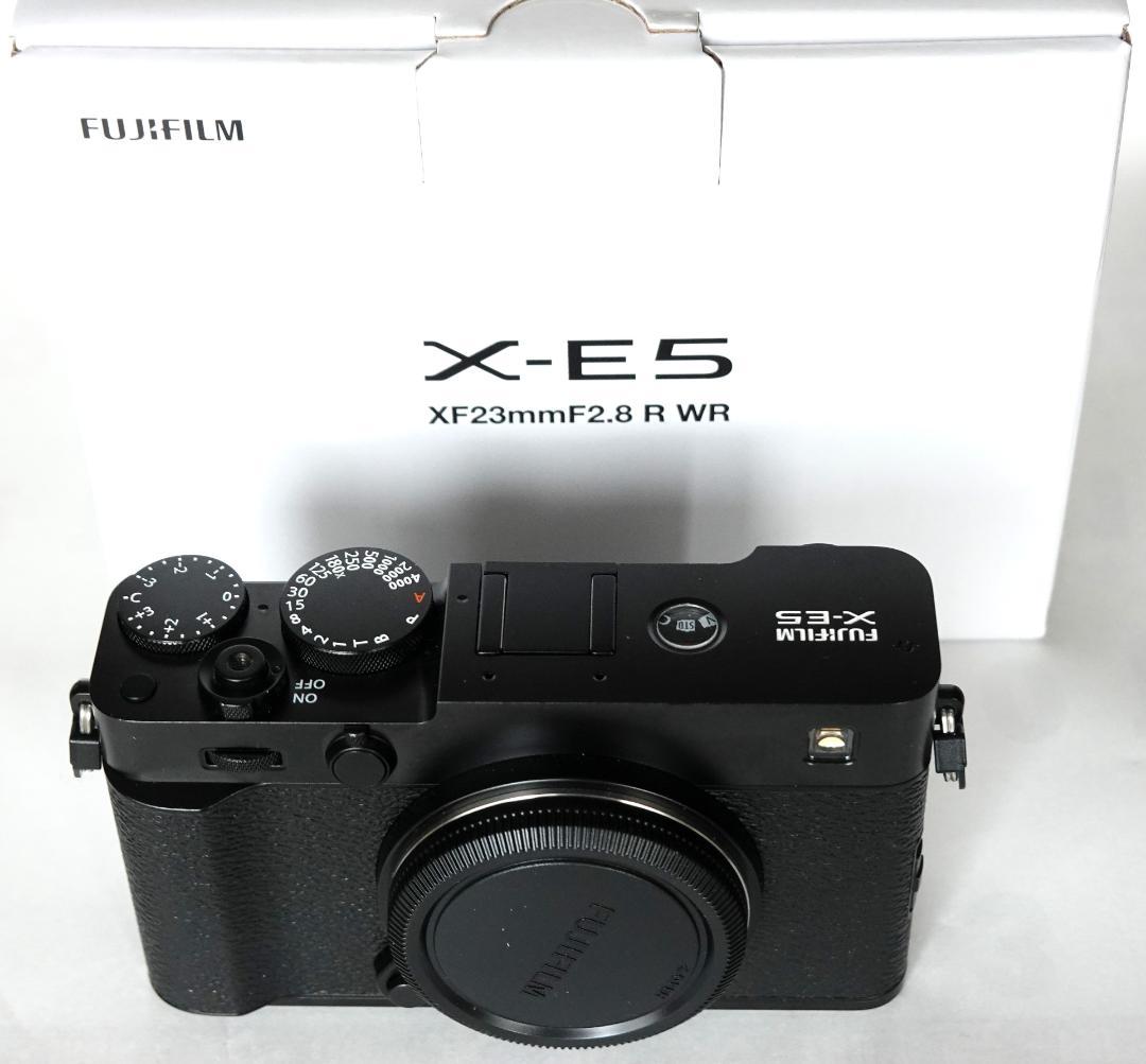 な*。様 メーカー保証付　FUJIFILM X-E5 ボディ
