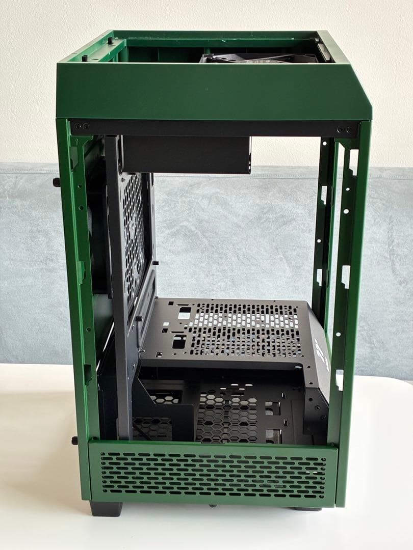 PCケース(自作PC用) Thermaltake The Tower 100 Racing Green