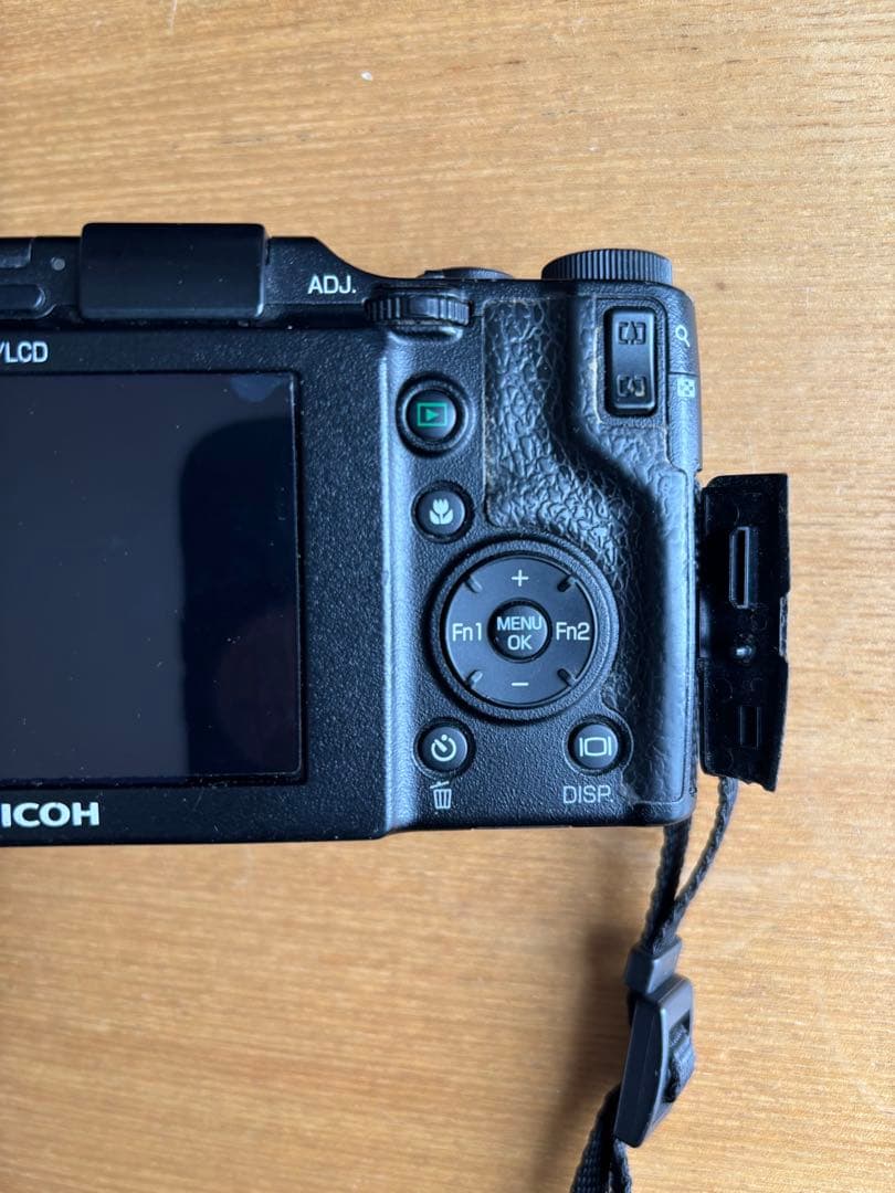 RICOH GXR コンパクトデジタルカメラ