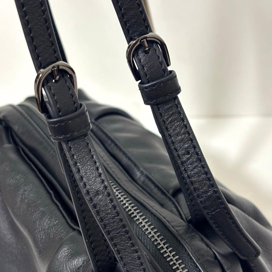 極美品 イアパピヨネ コロンボストンバッグ 黒