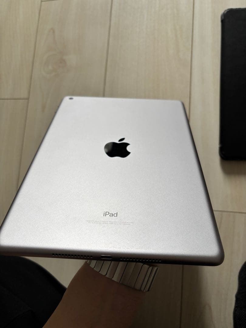 Apple iPad 6 Wi-Fi 32GB Space Gray美品