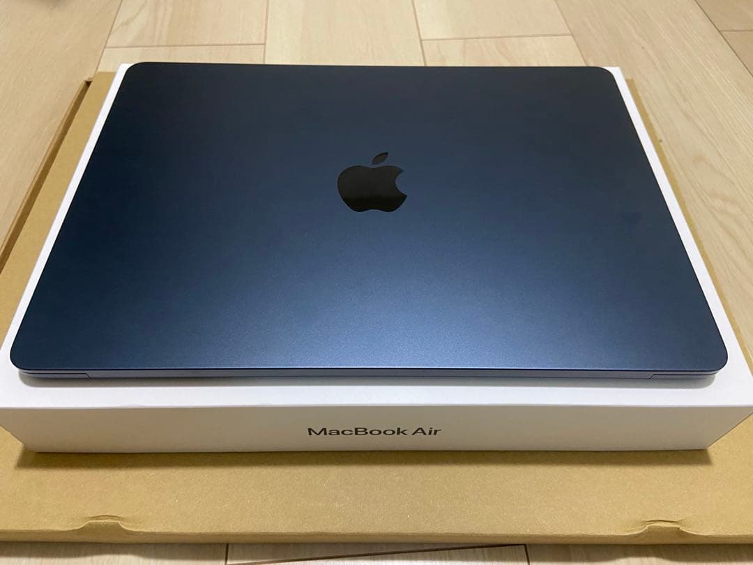 MacBook Air M2 ミッドナイト