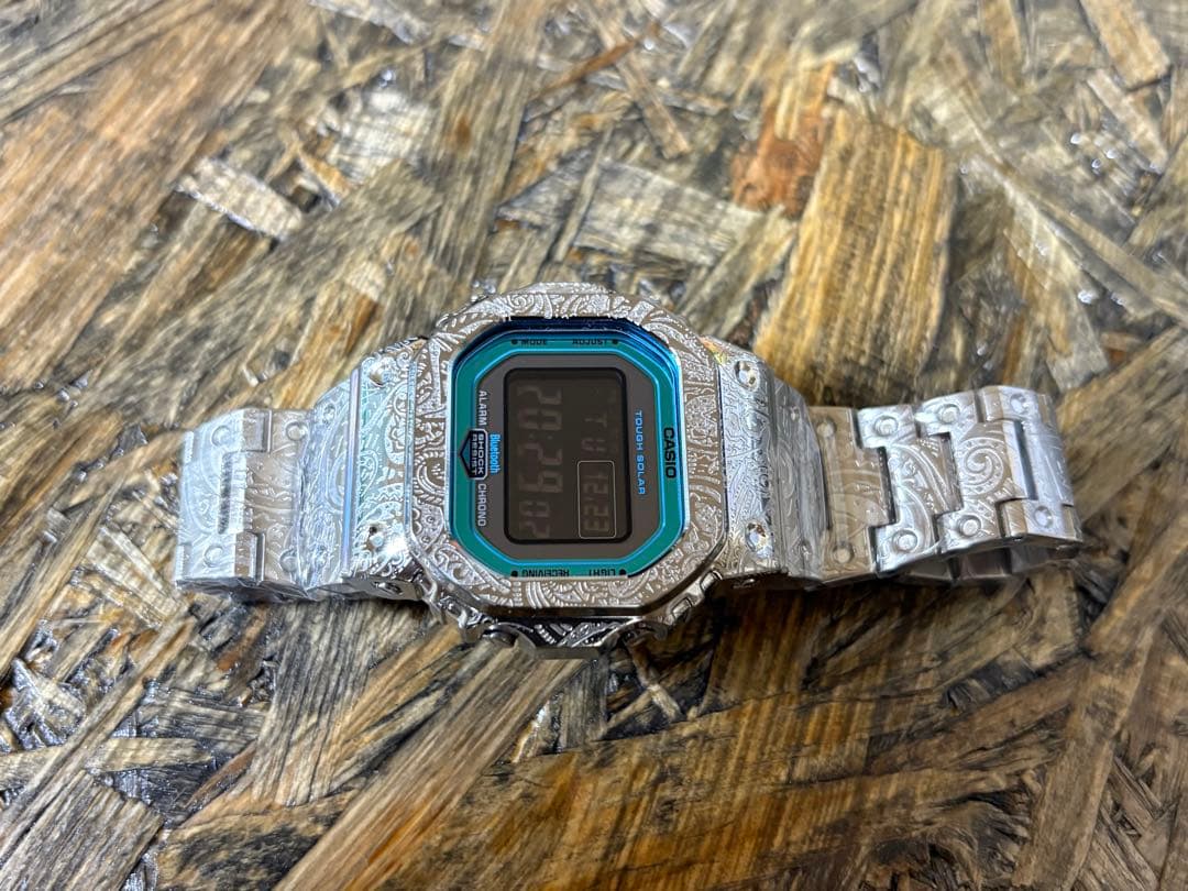 【美品】G-SHOCK GW-B5600 フルメタルカスタム　ペイズリー柄