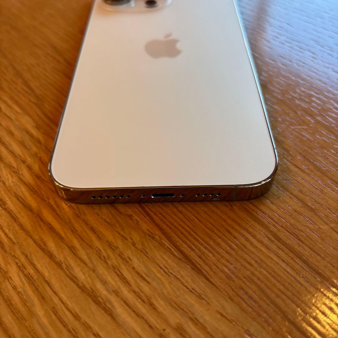 美品　iPhone 14 Pro MAXゴールド本体