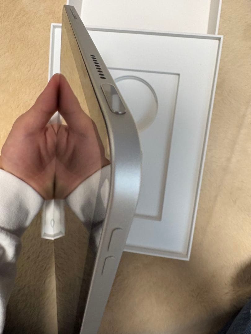 iPad 10.9インチ ホワイト 本体