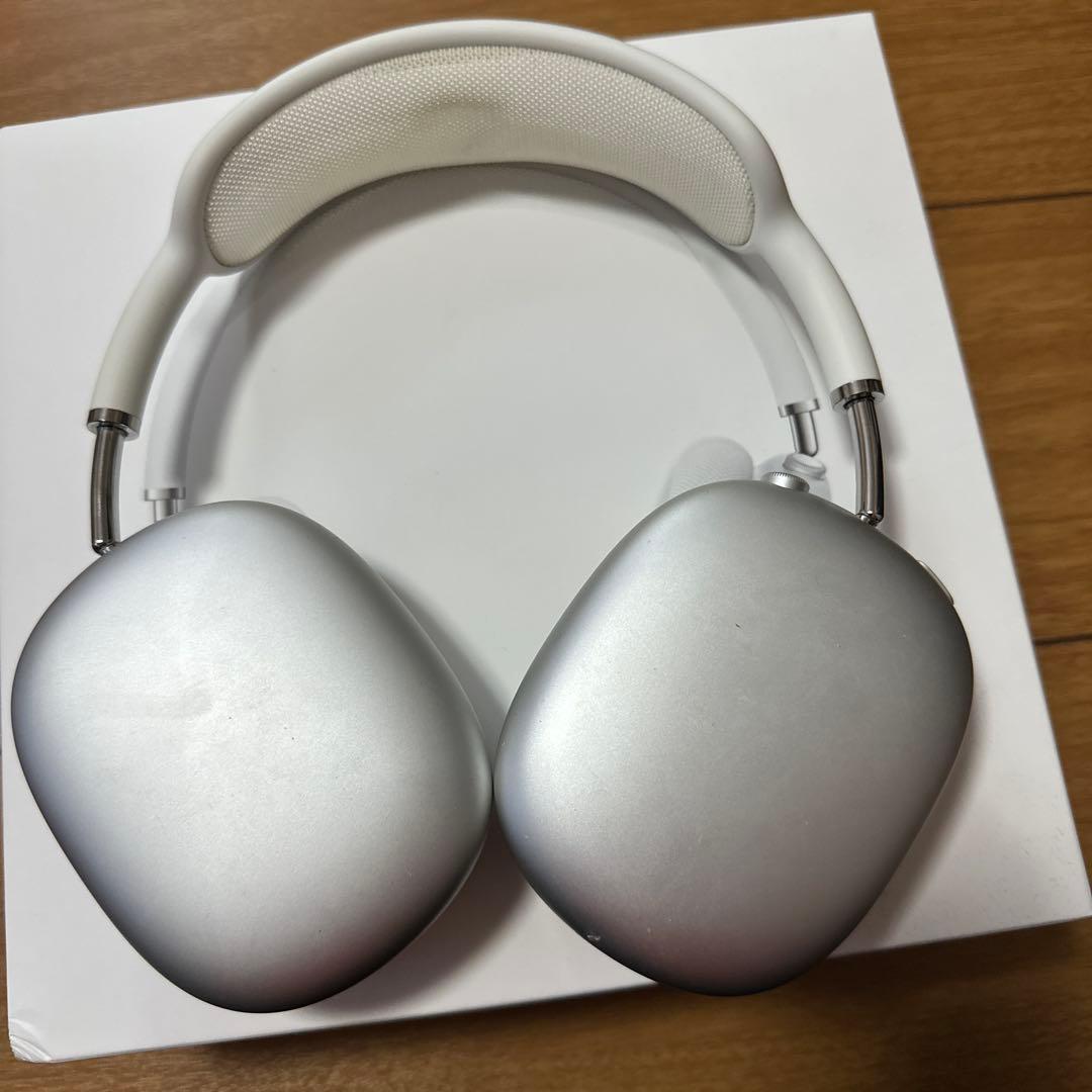 AirPods max 本体 シルバー/ホワイト