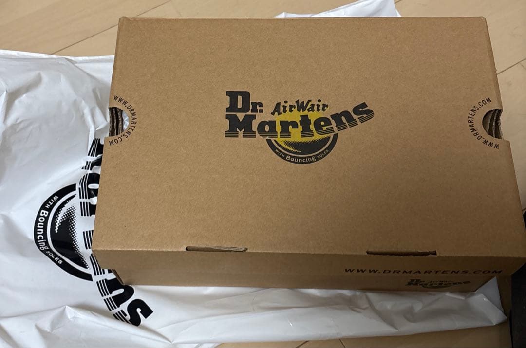 ドクターマーチン　UK6