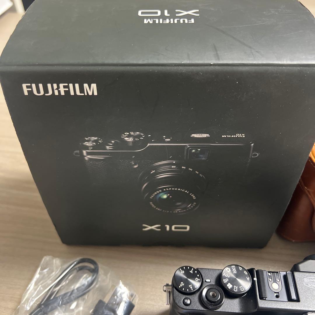 FUJIFILM X10 コンパクトデジタルカメラ