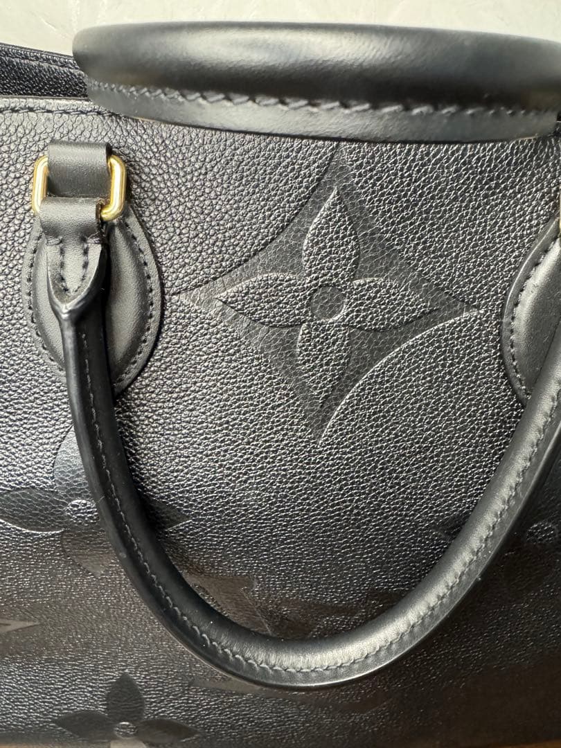 【極美品】ルイヴィトン　オンザゴーGMモノグラムアンプラントノワールM44925