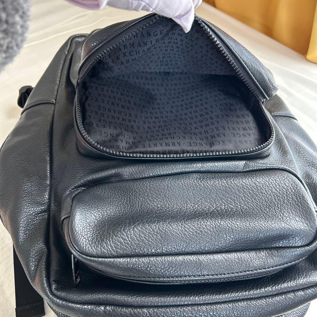 アルマーニ エクスチェンジ リュック 革製 黒