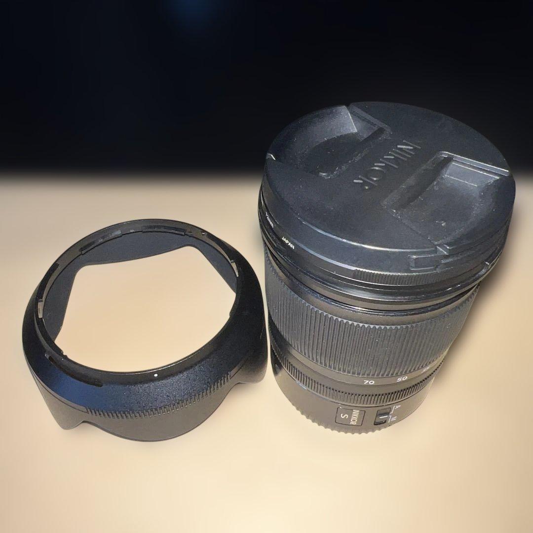 NIKKOR 24-70mm f/4.0ズームレンズ