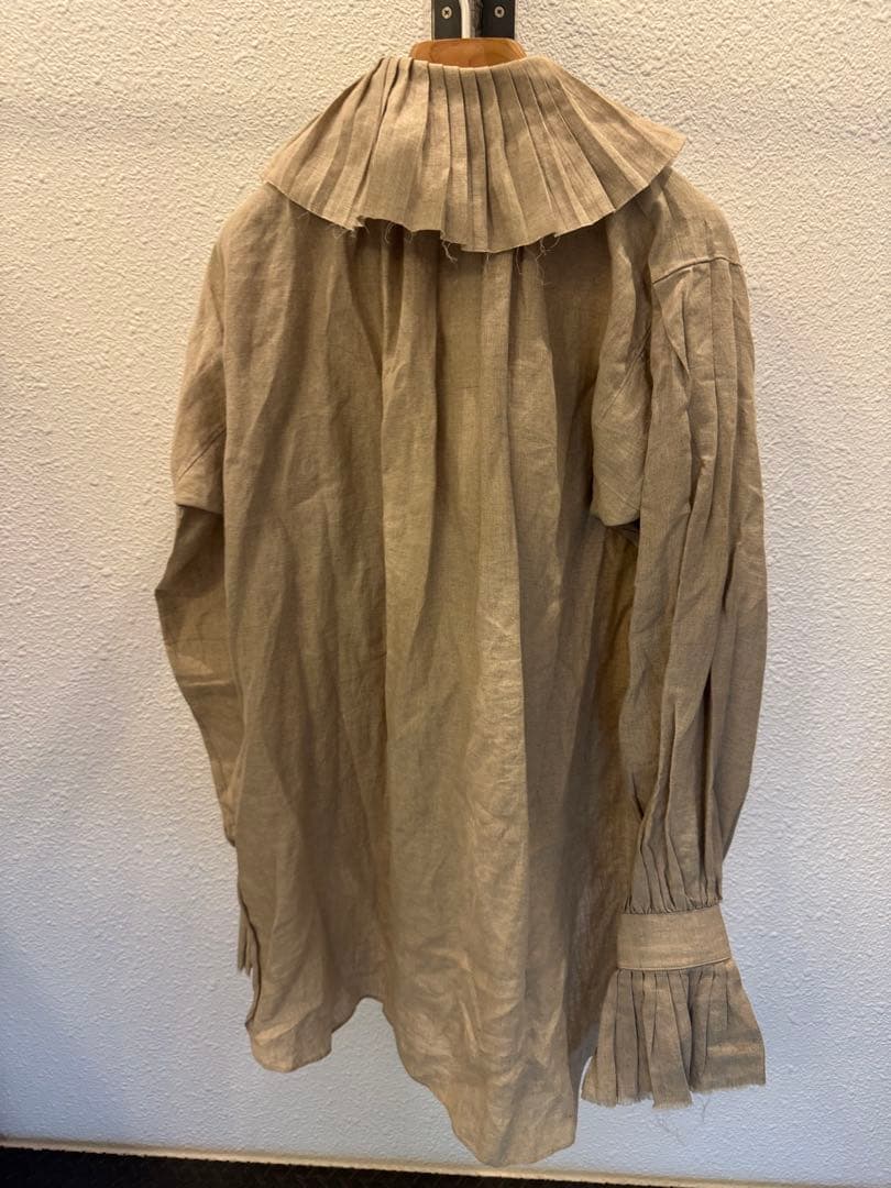 JUN MIKAMI リネンプリーツシャツ