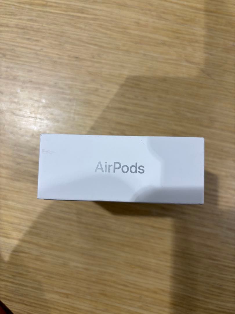 【新品・未開封】Apple AirPods 【第4世代】　正規品