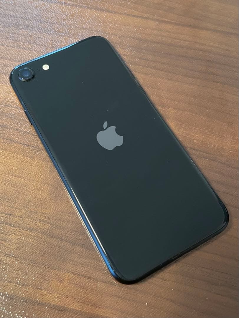 Apple iPhone SE（第二世代) 本体　256GB