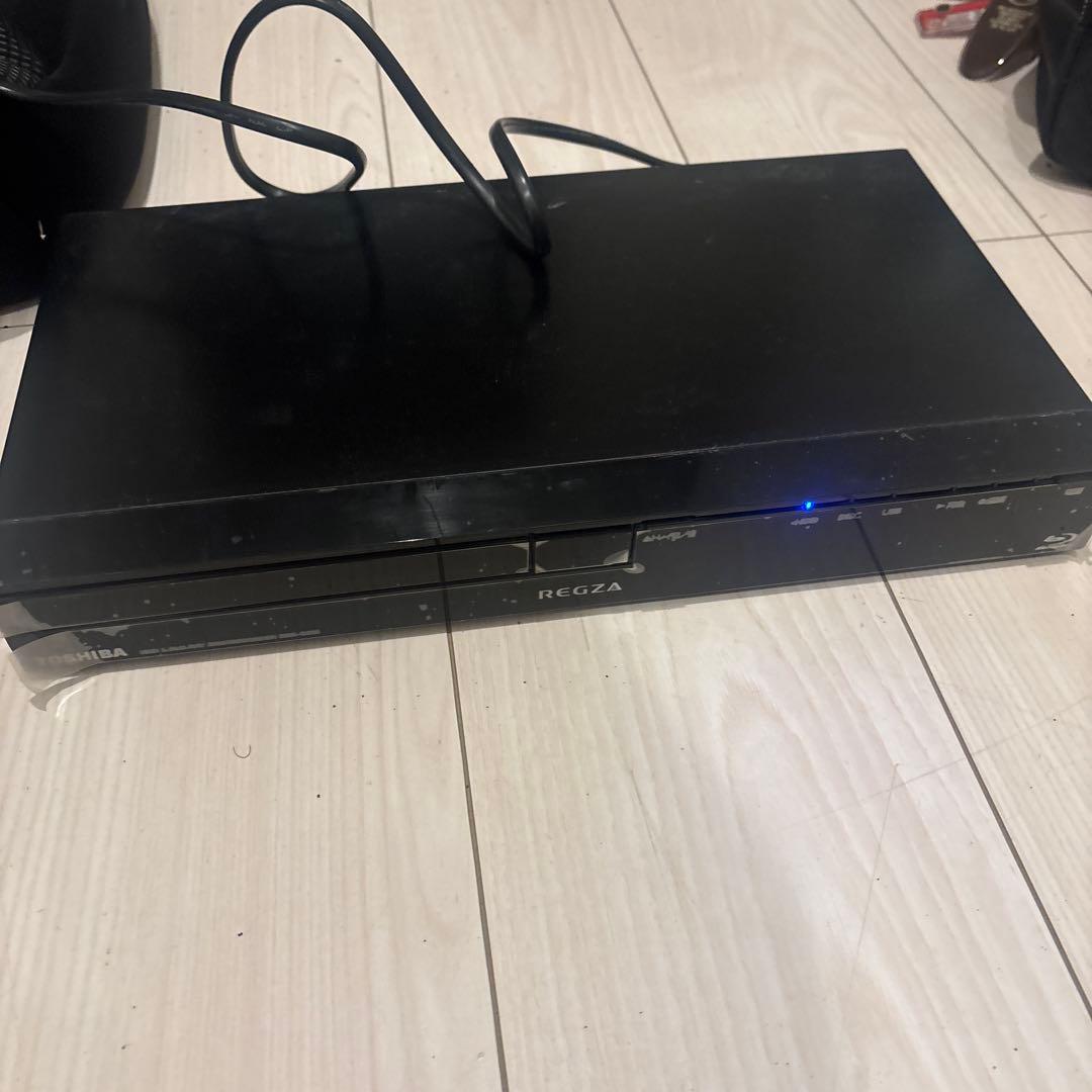 東芝 REGZA ブルーレイレコーダー DBR-C100 2012年製