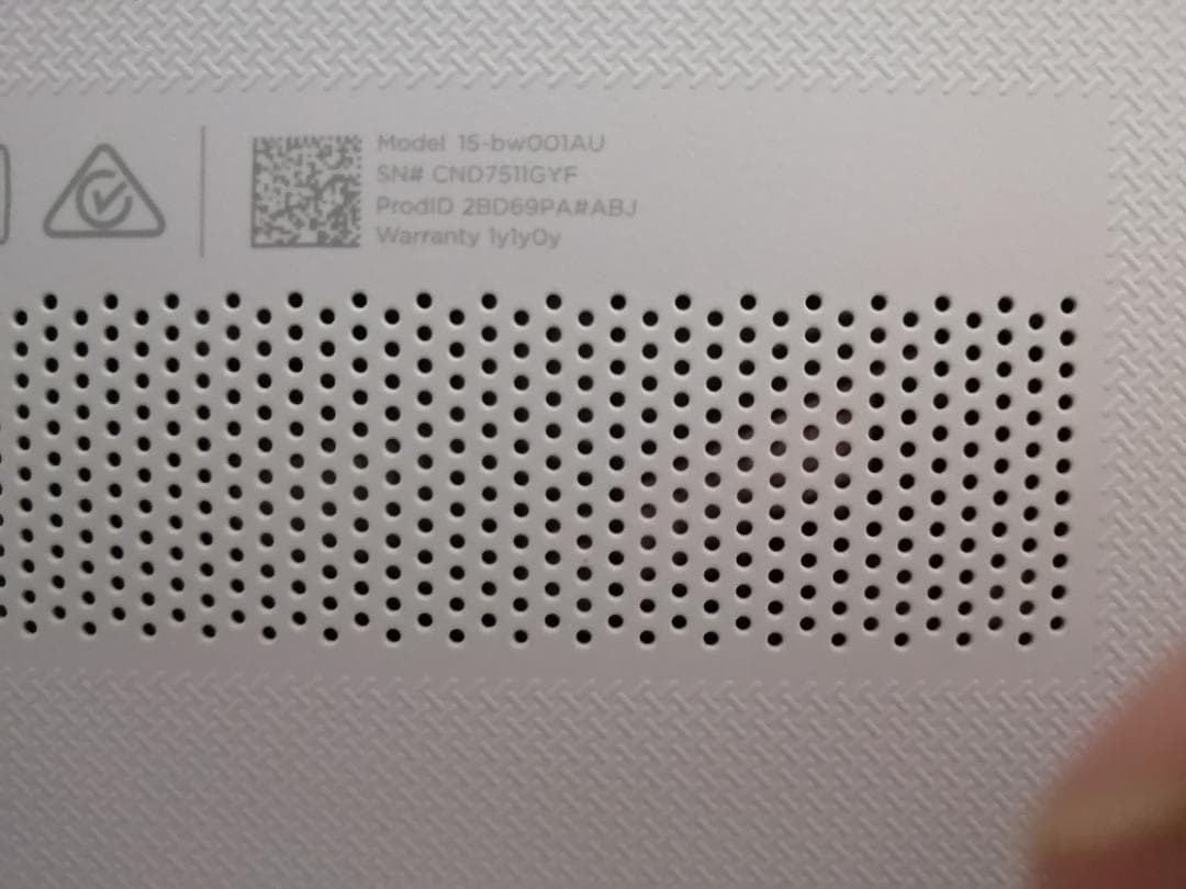 HP 15-bw000 15-bw001AU 2BD69PA-AAAB　美品