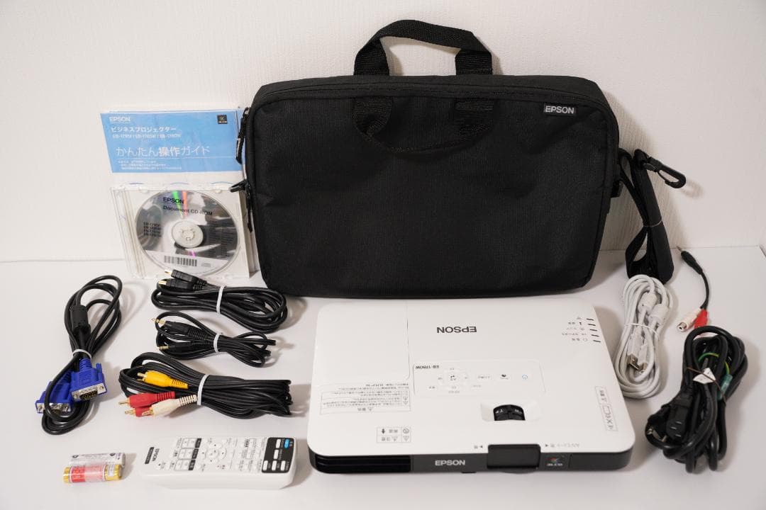 エプソン　プロジェクター EPSON EB-1780W　付属品多数