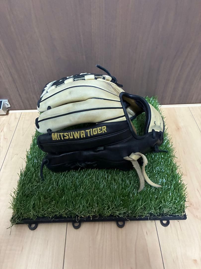 MITSUWA TIGER 軟式内野手グラブ　湯もみ型つけ済み