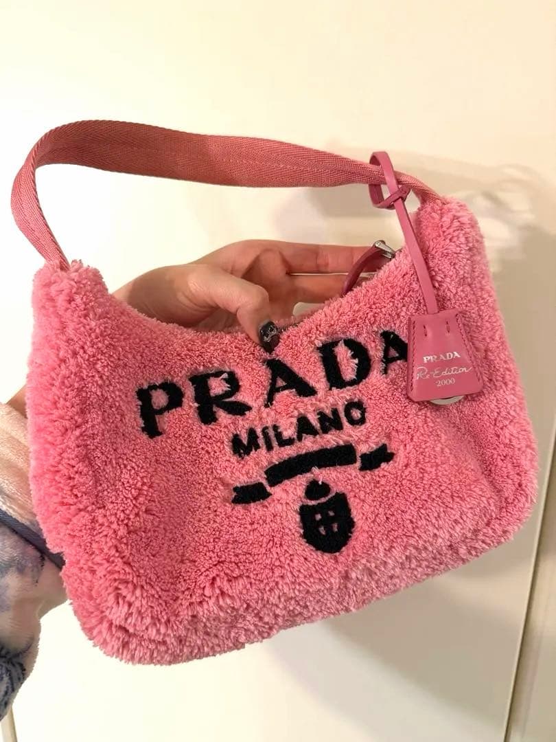 PRADA Re-Edition2000テリーミニバッグ