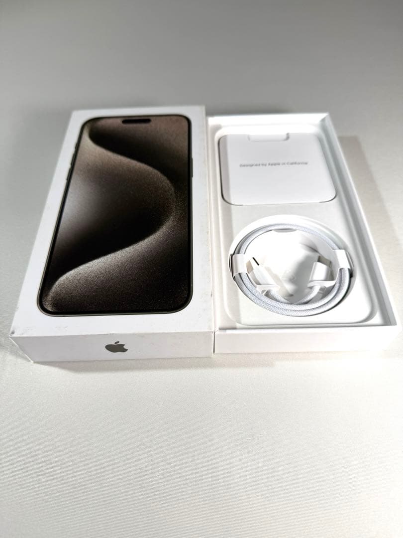 Apple iPhone 15Pro Max ナチュラルSIMフリー版256GB