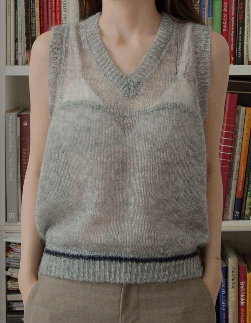＜Bookworm’s knit vest ＞HEAP underwear
