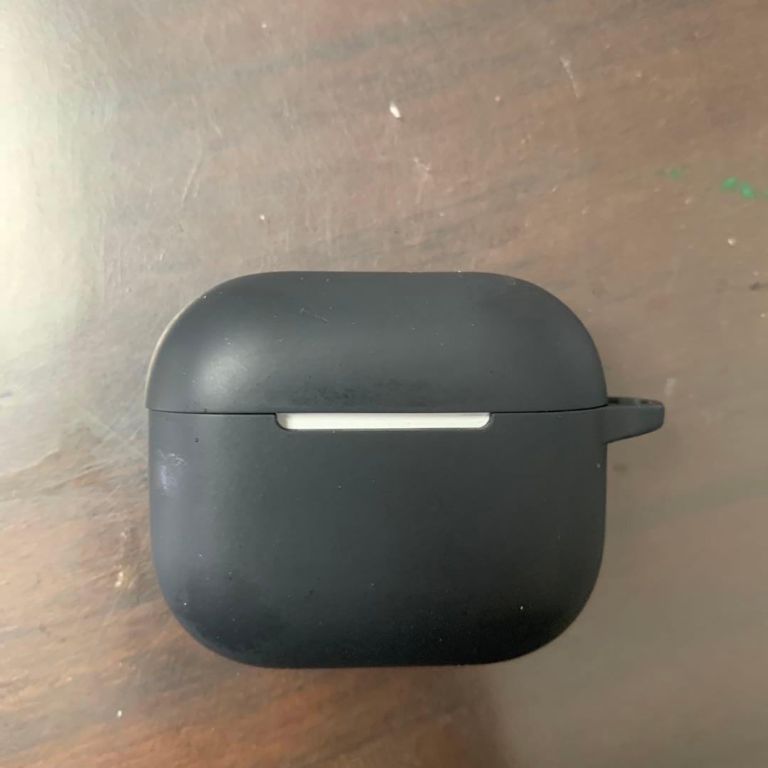 AirPods本体 ブラック
