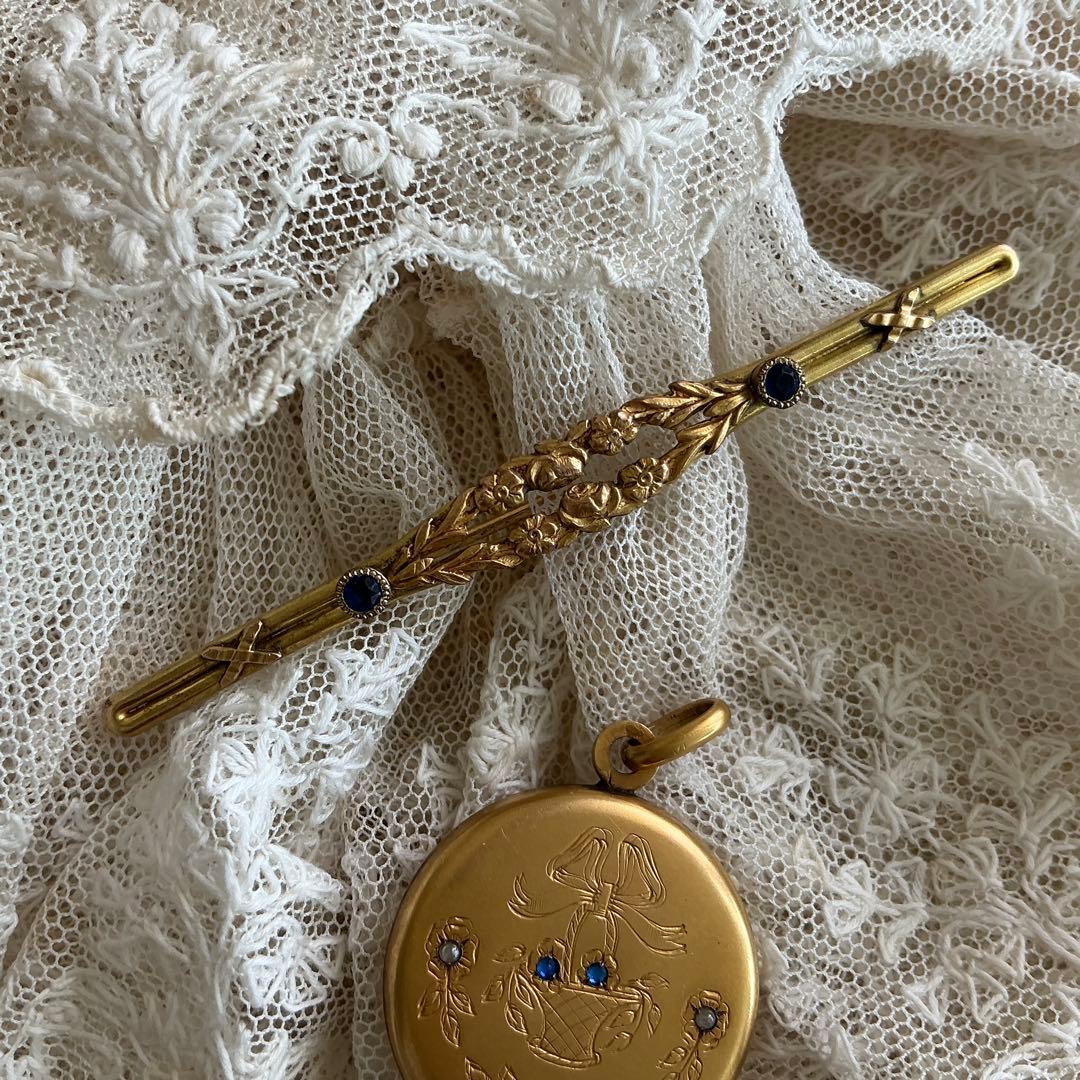 フランスアンティーク　ペンダントトップ＆ブローチ　ゴールドプレート　ビジュー