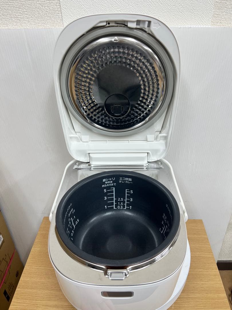 Panasonic IHジャー炊飯器 SR-HX107 5.5合炊き2018年製