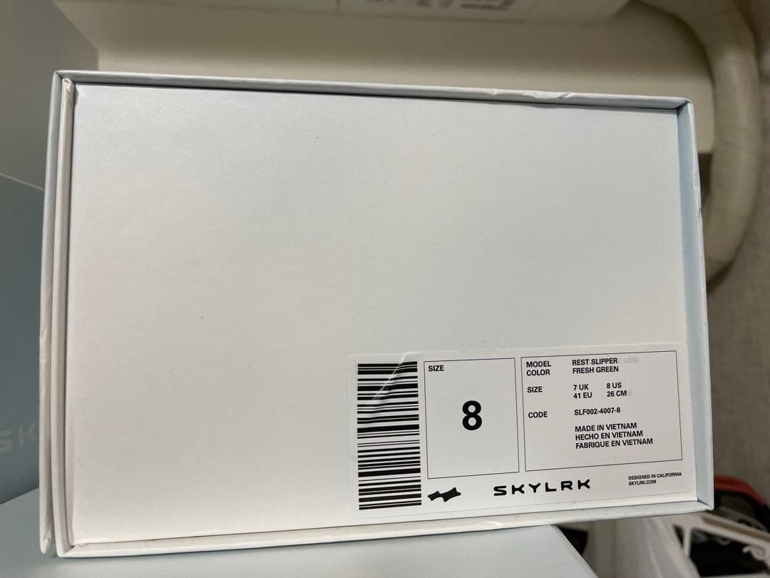 31.0 SKYLRK Fresh Green サンダル 26cm