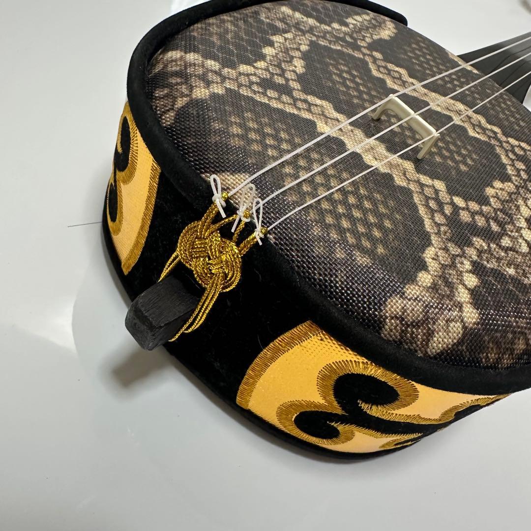 沖縄三線 人工蛇皮 Aランク　柄　人口皮上位ランクモデル