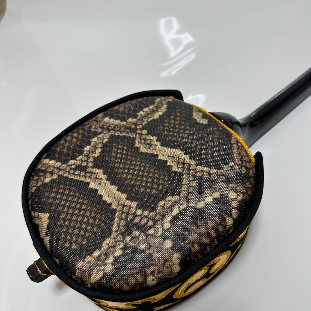 沖縄三線 人工蛇皮 Aランク　柄　人口皮上位ランクモデル