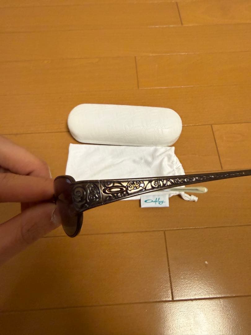 Oakley サングラス