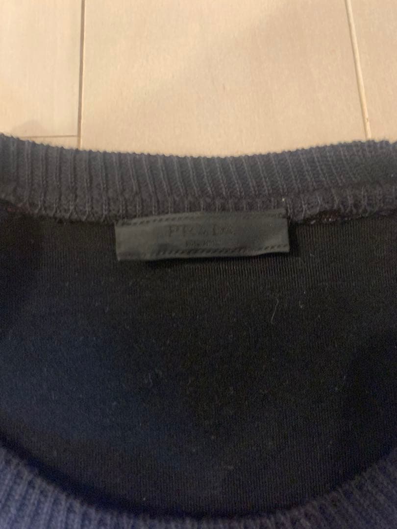 PRADA メンズ　グレー スウェット XS