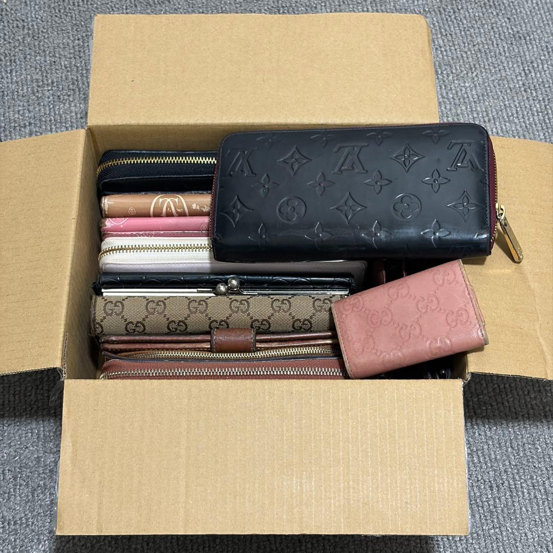 T*T様 【まとめ売り】LOUIS VUITTON GUCCI Cartierな