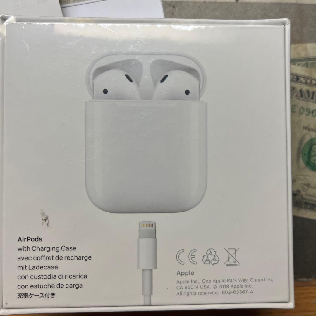 ヘッドホン Apple AirPods MV7N2J/A
