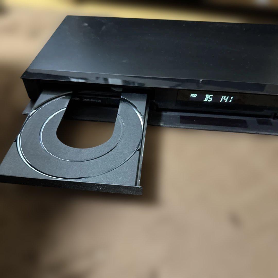 Panasonic DMR-BW550 Blu-rayレコーダー