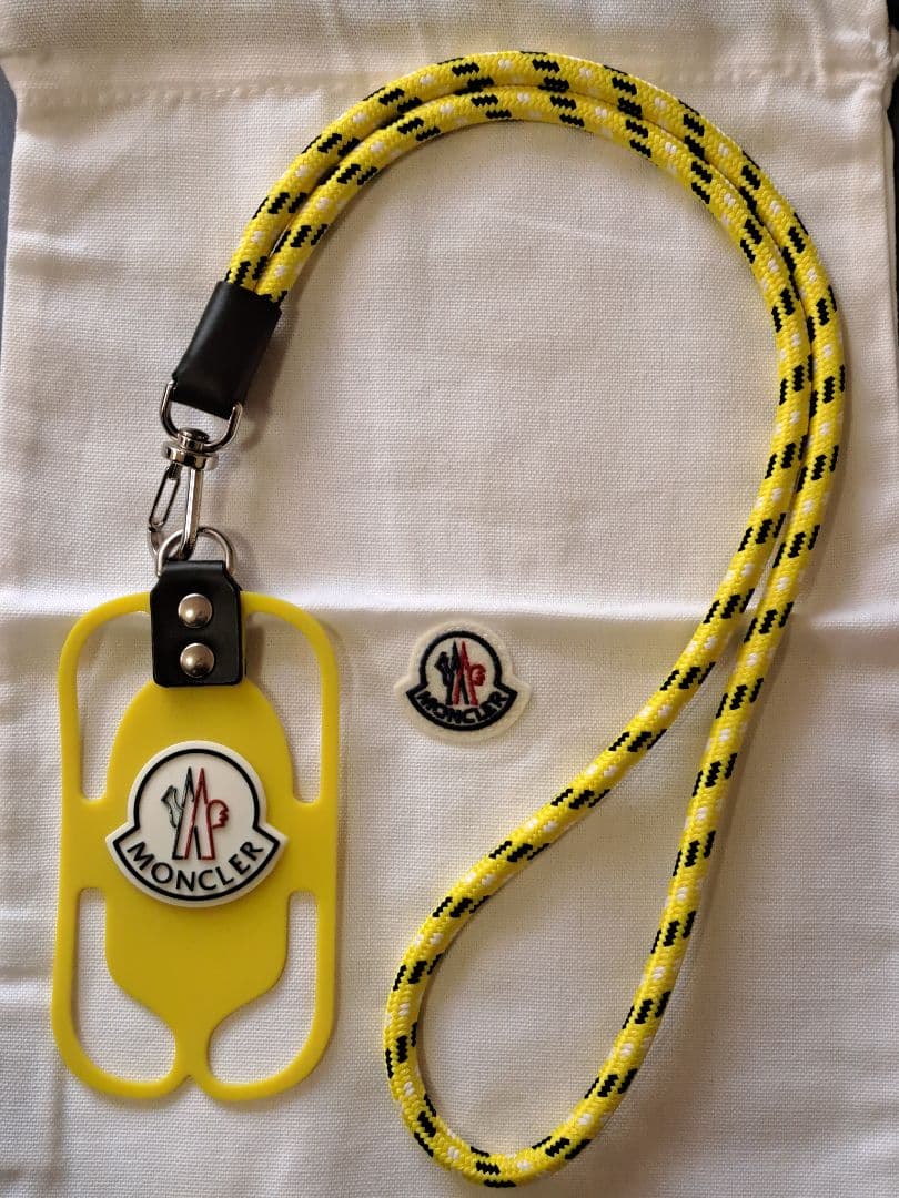 MONCLER スマートフォンホルダー 新品 未使用