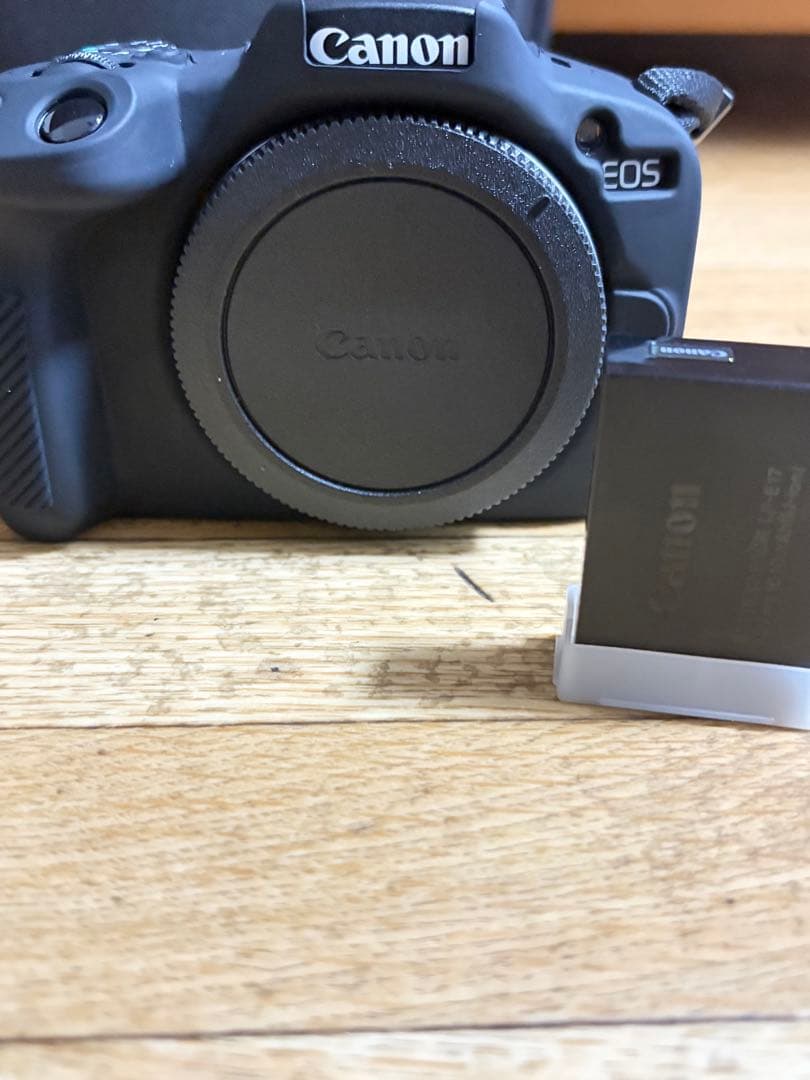 Canon EOS R50ミラーレス一眼カメラ 本体
