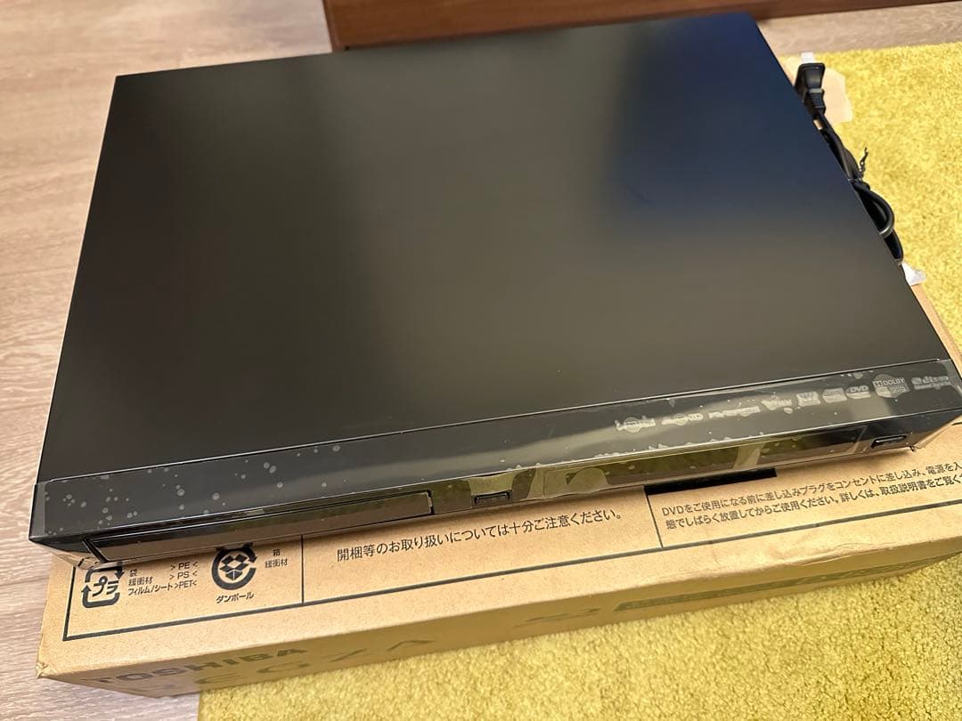 TOSHIBA ブルーレイレコーダー D-BZ500 ほぼ未使用
