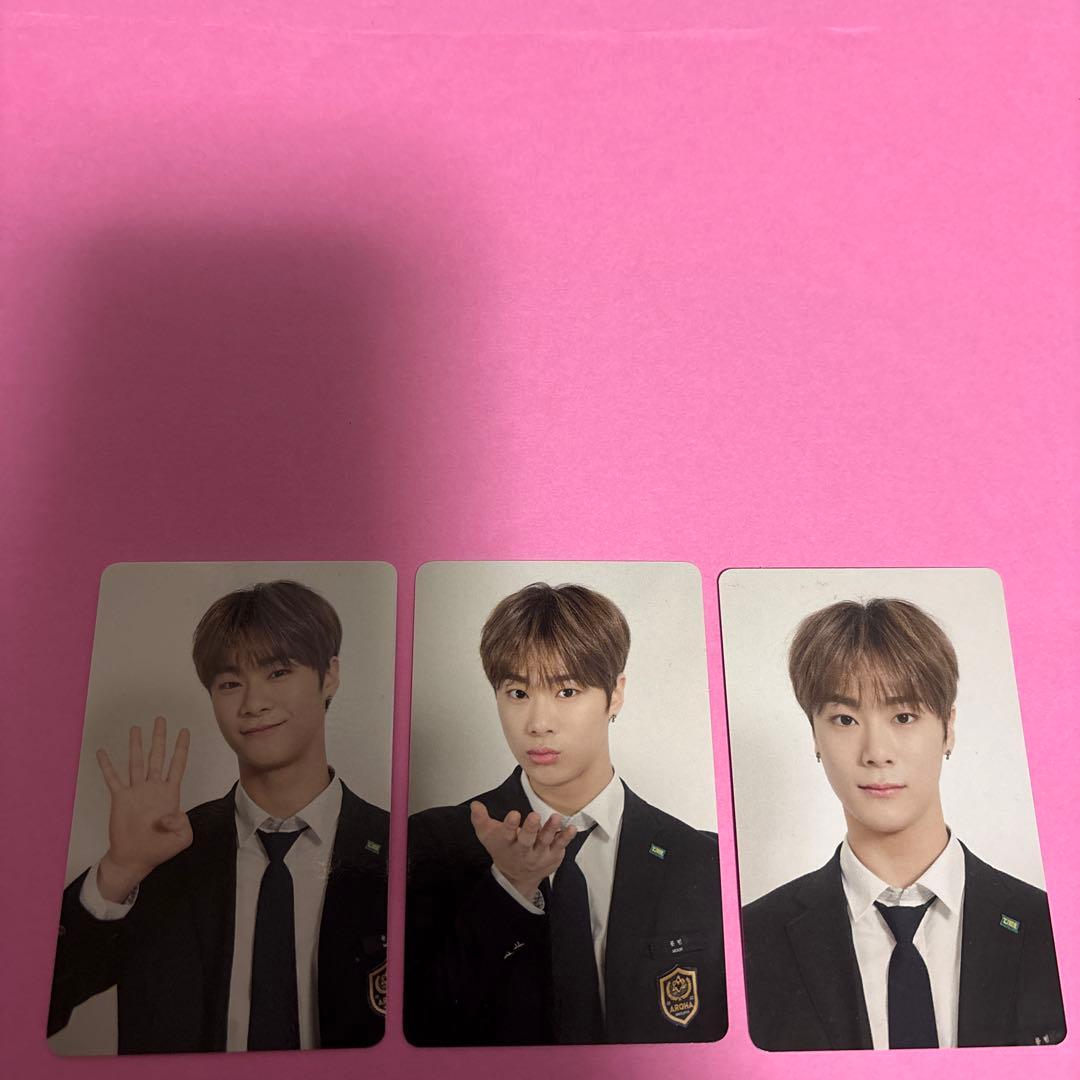 入手困難‼️ ASTRO★2nd AAF★ムンビン★学生証トレカセット