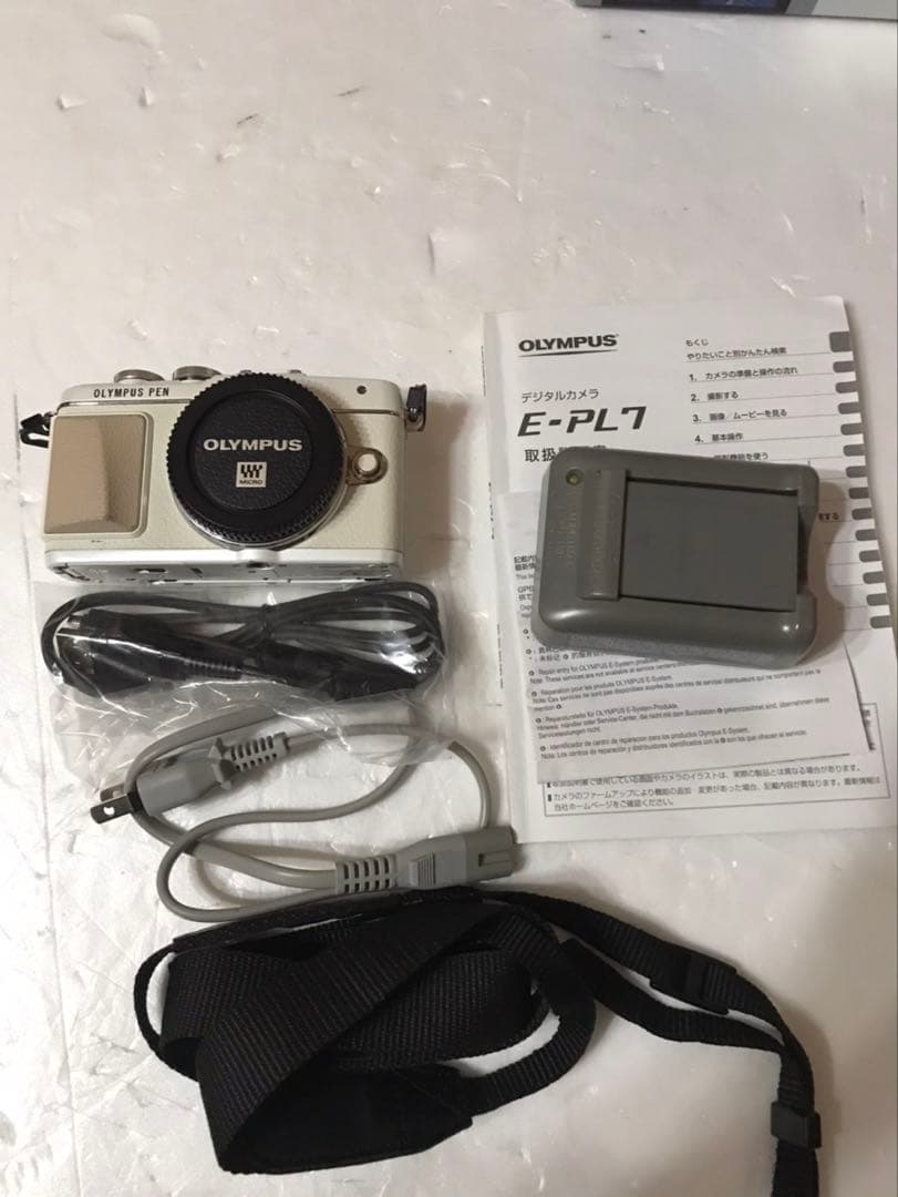オリンパス　E.PL7 PEN ボディ　動作品　難あり