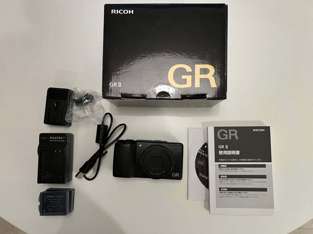 GRII本体　箱、交換用バッテリー2個付