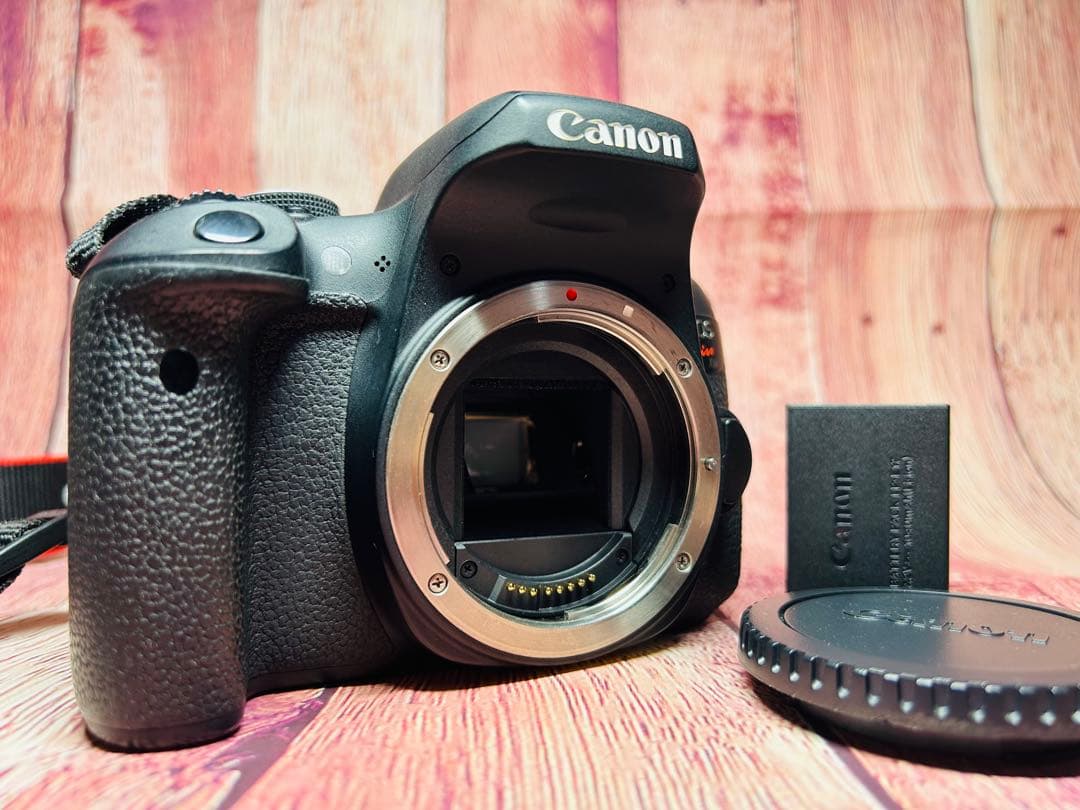 Canon キャノン EOS kiss X8i ボディ